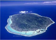 Rarotonga aerial,  courtesy of Ewan Smith, Air Rarotonga