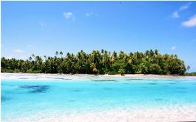 Manihiki swimming spot