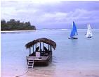 Relaxing Muri beach